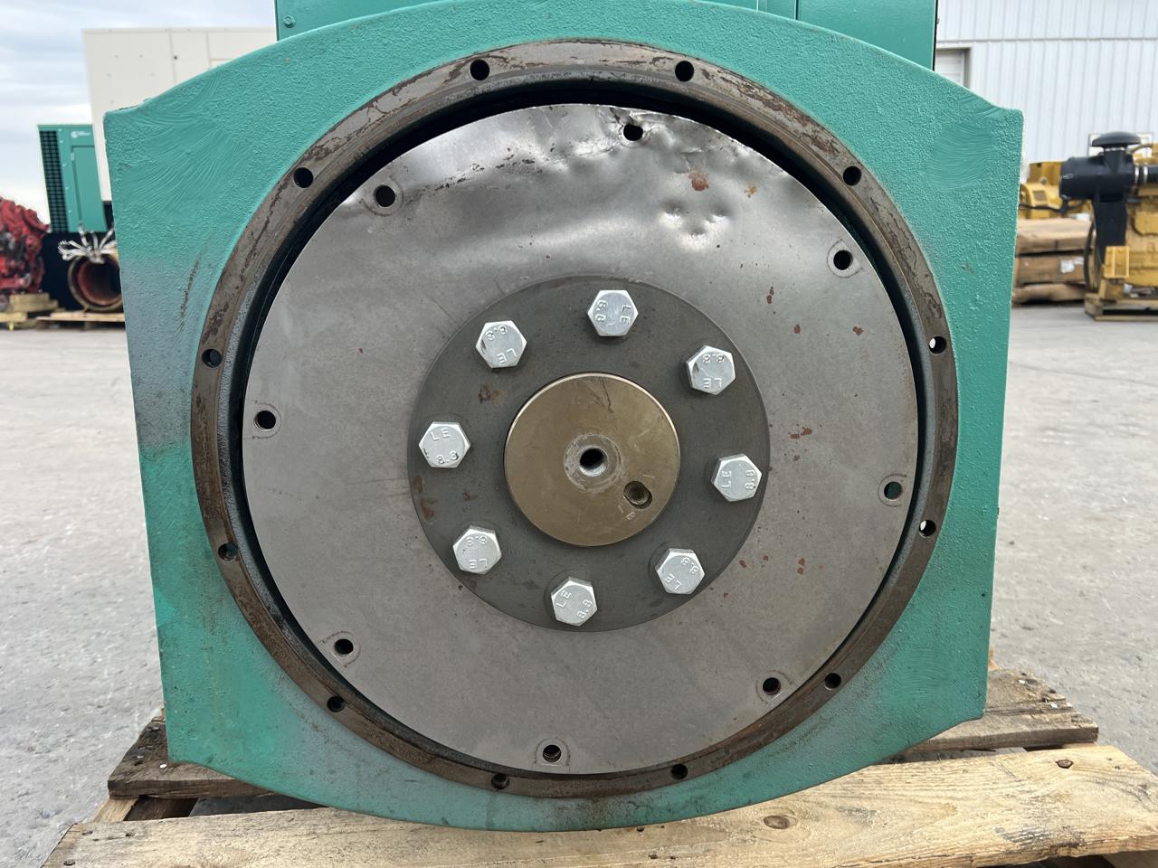 350 kW Onan Generator End with Controller and Breaker - Image 5