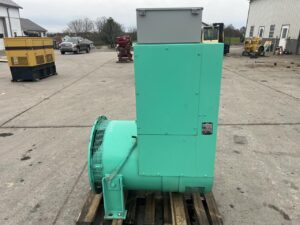 300 kW Onan Gen End with Controller