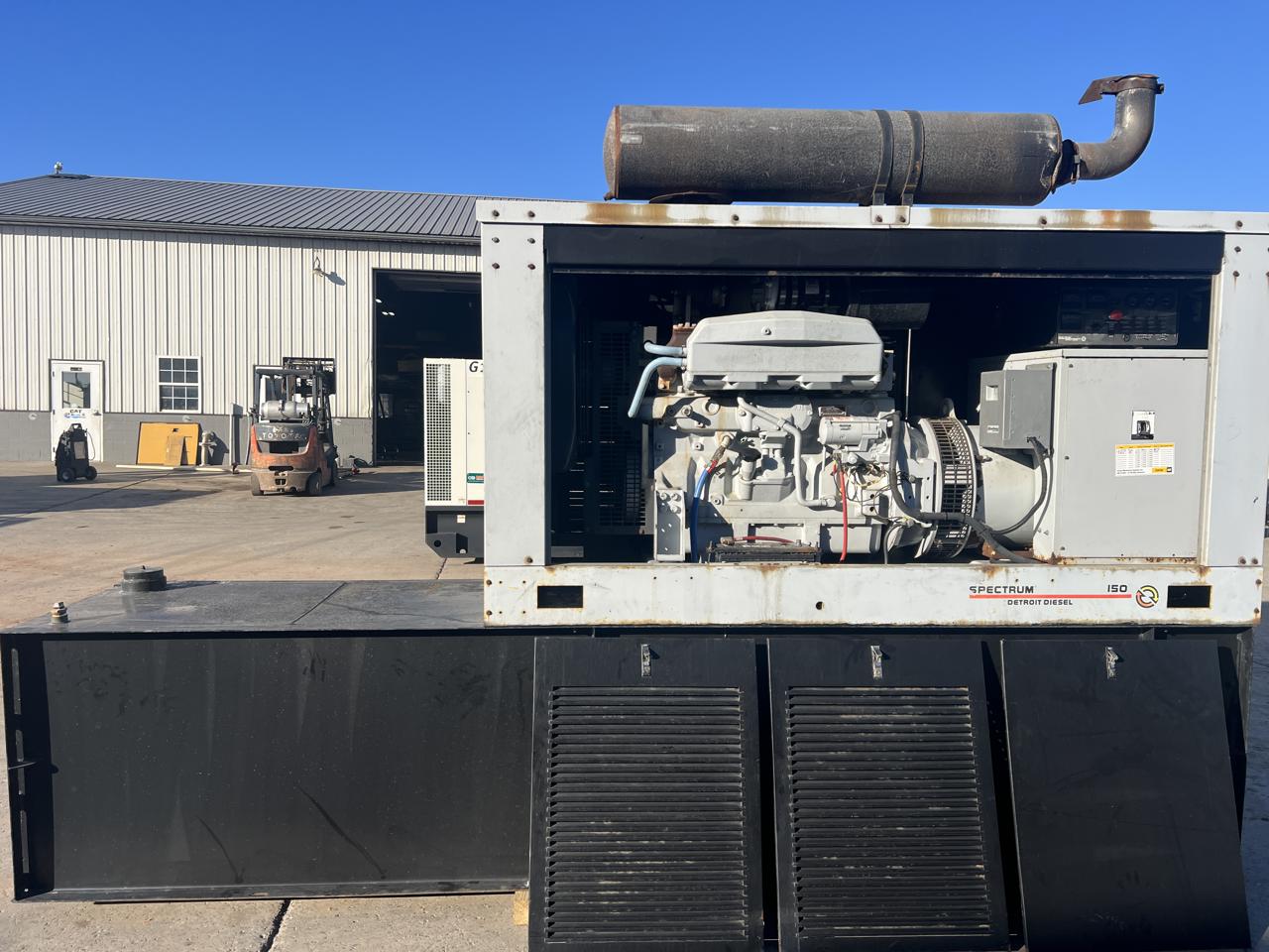 _150 kW Spectrum/Kohler Generator,with Enclosure and Base Fuel Tank 8.1 Liter John Deere Engine, 931 Hours - Image 10