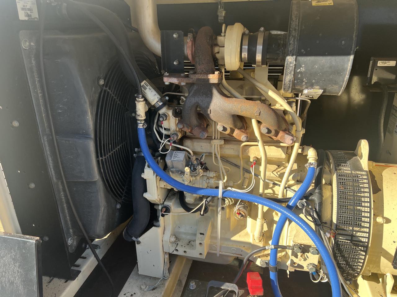 __40 kW Kohler Generator, with Enclosed and Base Fuel Tank, 2.9 Liter John Deere Engine, Year - 2004, 730 Hours - Image 7