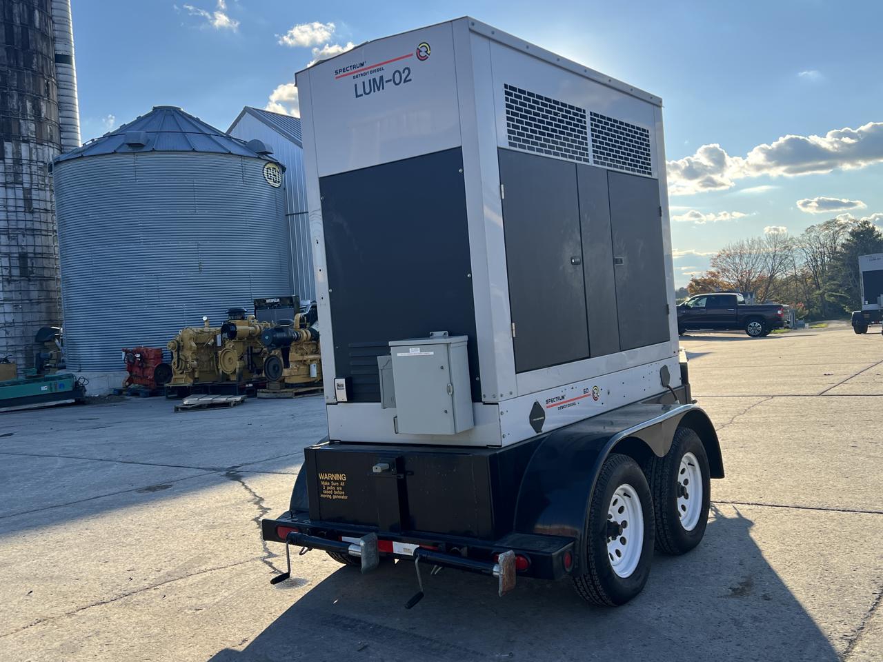 __60 kW Spectrum/Kohler Portal Rental Grade Generator, with Selectable Voltage Switch, 4.5 Liter John Deere Engine, Year - 2002, 137 Hours - Image 5