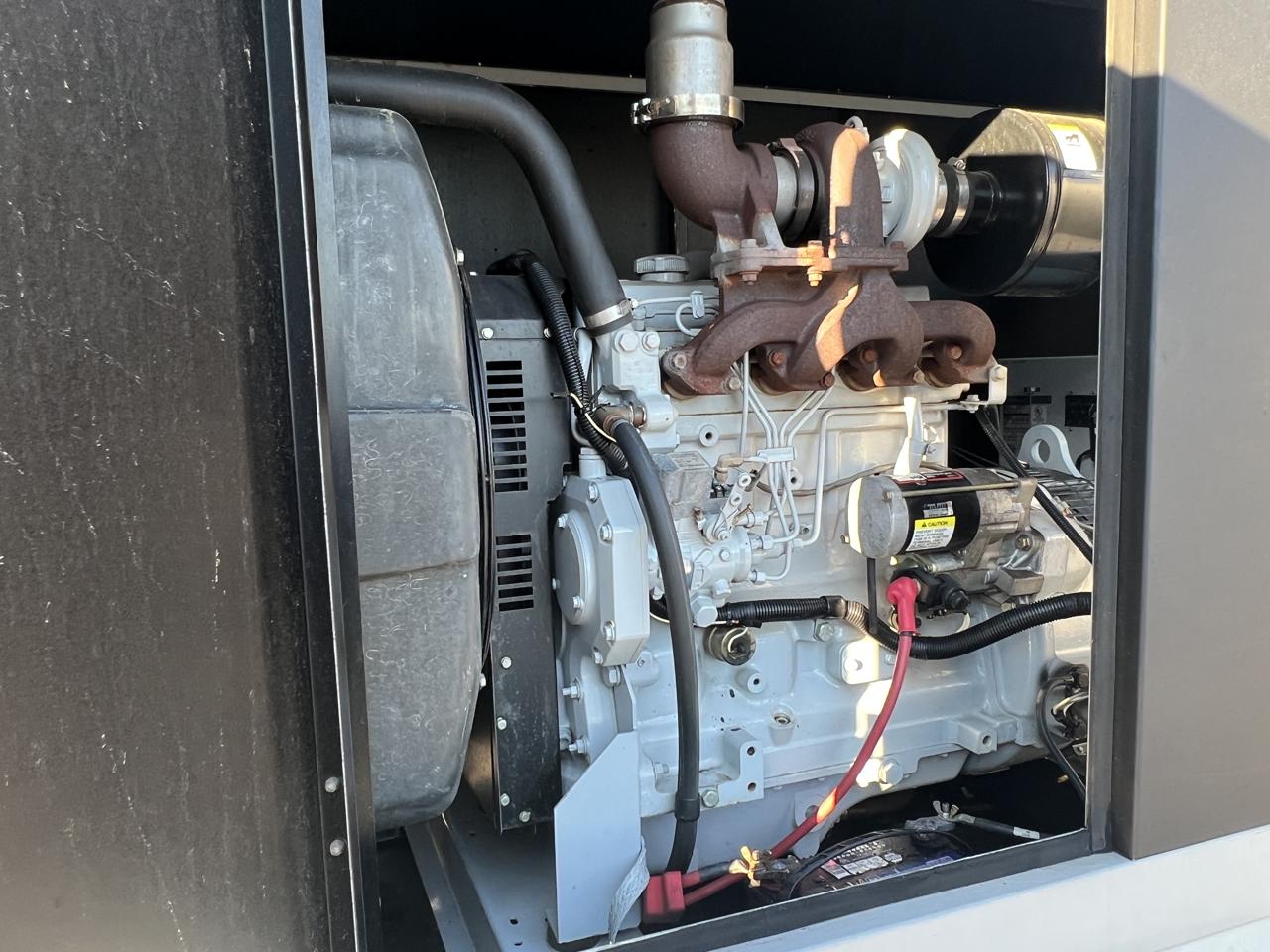 __60 kW Spectrum/Kohler Portal Rental Grade Generator, with Selectable Voltage Switch, 4.5 Liter John Deere Engine, Year - 2002, 137 Hours - Image 8