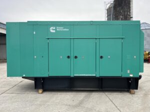 _250 kW Cummins/Onan GenSet, with Sound Proof Enclosure and Base Fuel Tank 9 Liter Engine, Year - 2010, 562 Hours, US EPA Tier 3 Pre Emission Engine