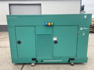 _140 kW Cummins/Onan Generator, with Enclosure 8.1 Liter PSI Engine, Year - 2009, 312 Hours, Natural Gas or Propane