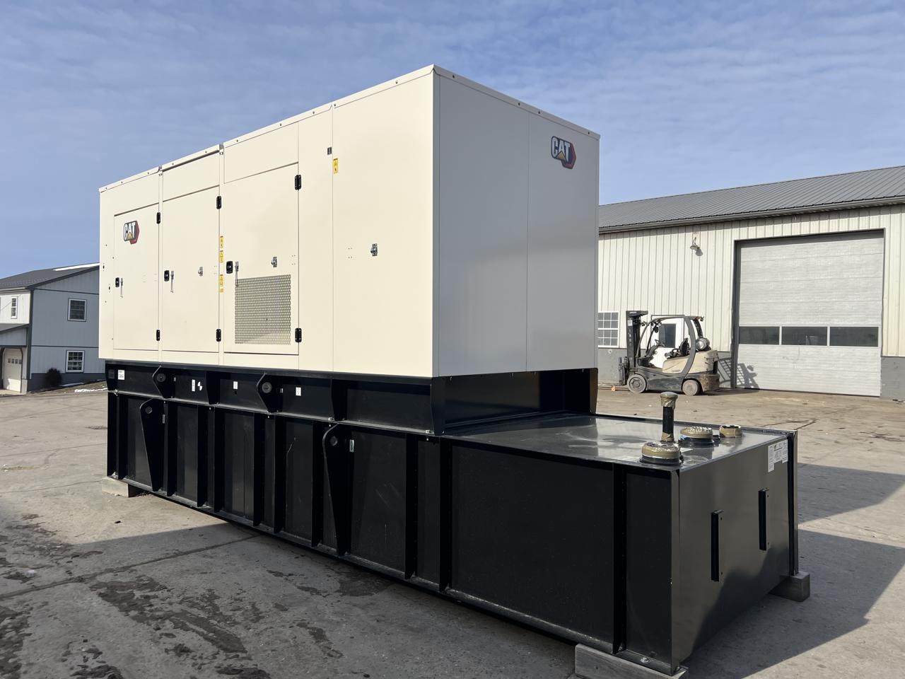 _400 kW New CAT Generator with Warranty from Manufacturer, Sound Attenuated Enclosure with Base Fuel Tank, C13 Liter Diesel Engine, US EPA Tier 3 Pre Emissions - Image 5