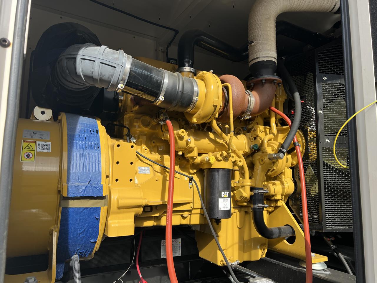 _400 kW New CAT Generator with Warranty from Manufacturer, Sound Attenuated Enclosure with Base Fuel Tank, C13 Liter Diesel Engine, US EPA Tier 3 Pre Emissions - Image 10