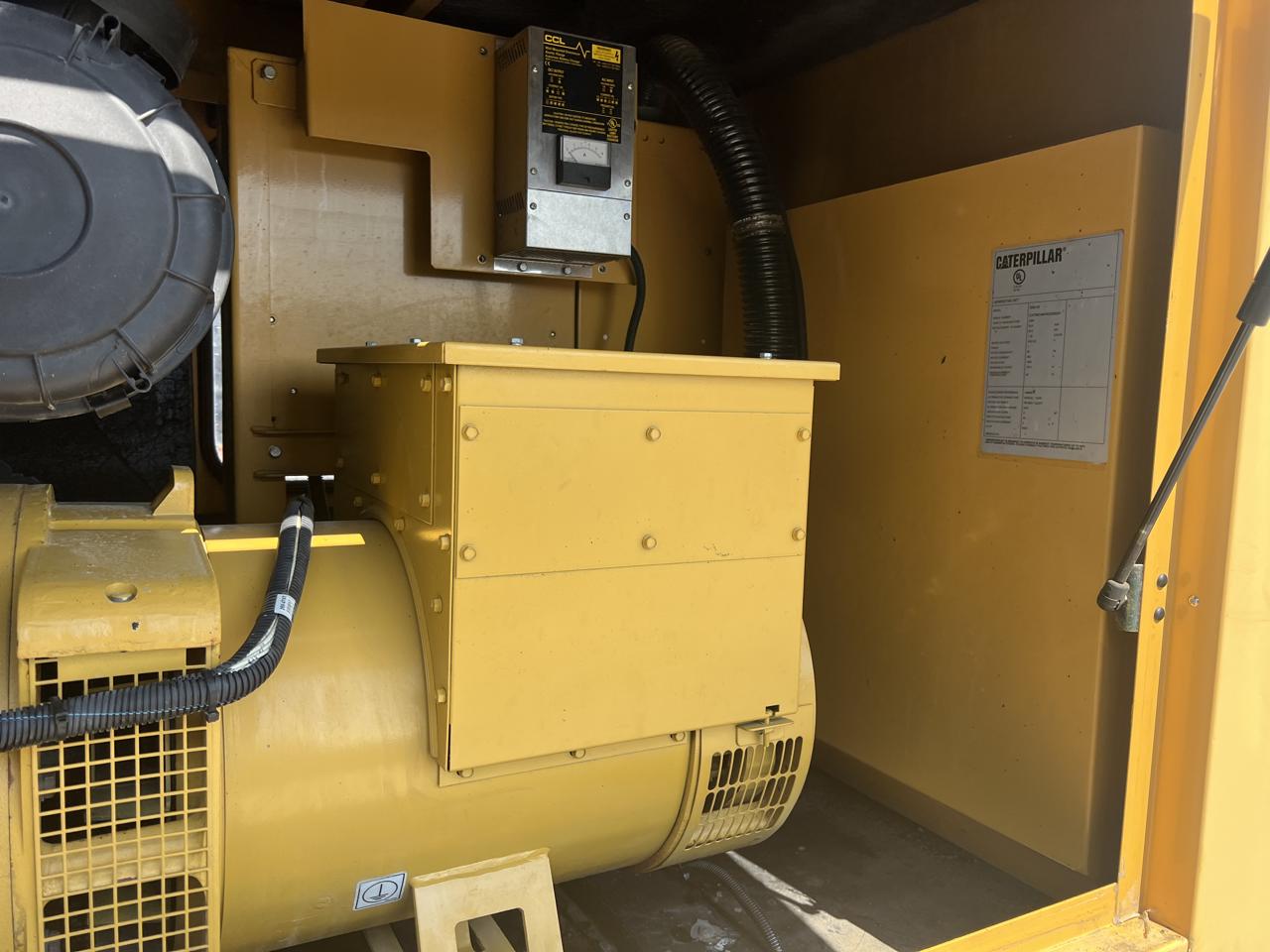 __60 kW CAT Gen Set, with Sound Attenuated Enclosure and Base Fuel Tank, C4.4 Cat Diesel Engine, EMCP 3.2 Controls, Year - 2006 - Image 13