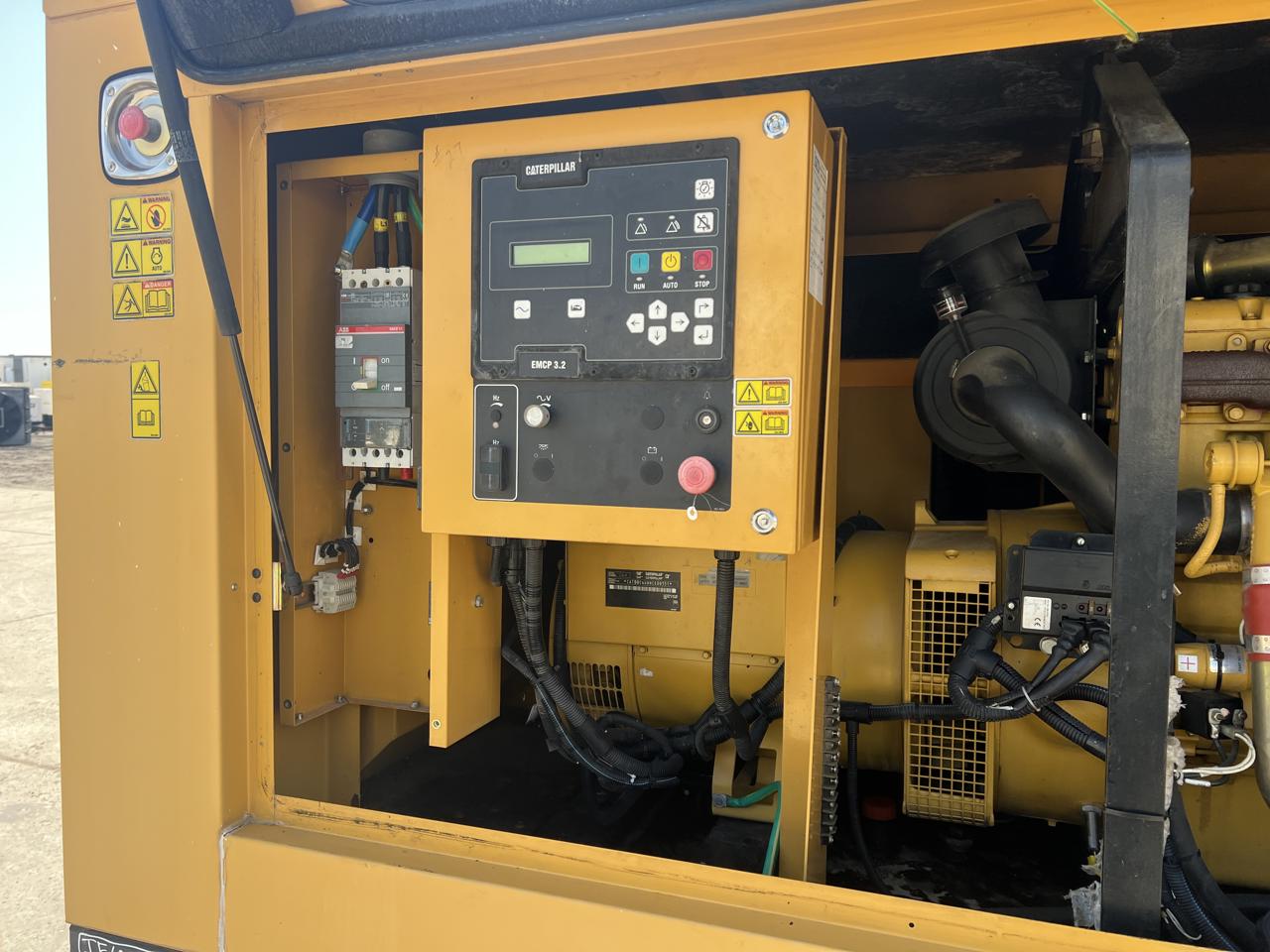 __60 kW CAT Gen Set, with Sound Attenuated Enclosure and Base Fuel Tank, C4.4 Cat Diesel Engine, EMCP 3.2 Controls, Year - 2006 - Image 18