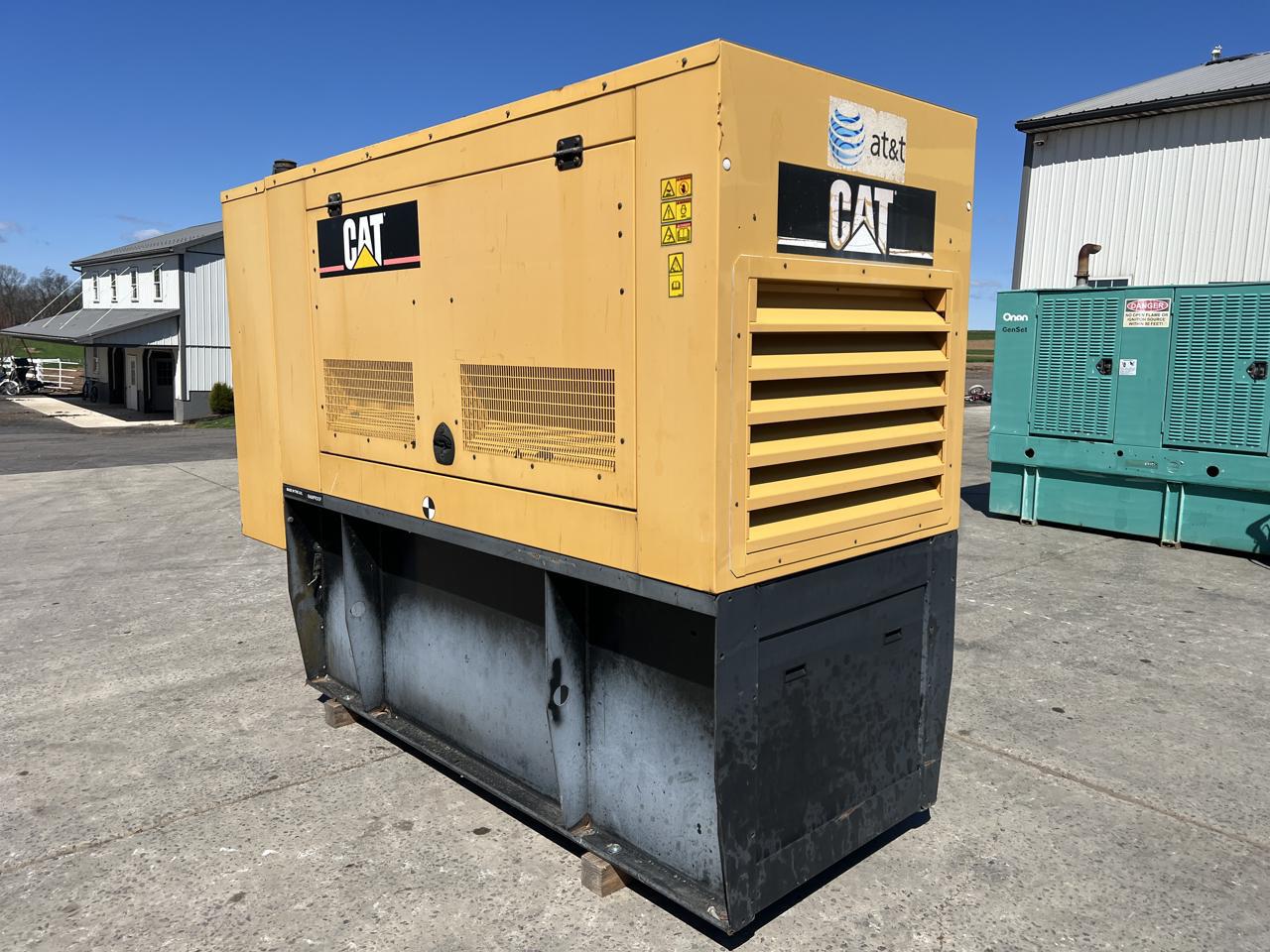 __60 kW CAT Genset, Year - 2006, with Sound Attenuated Enclosure and Base Fuel Tank C4.4 CAT Engine, 263 Hours - Image 3