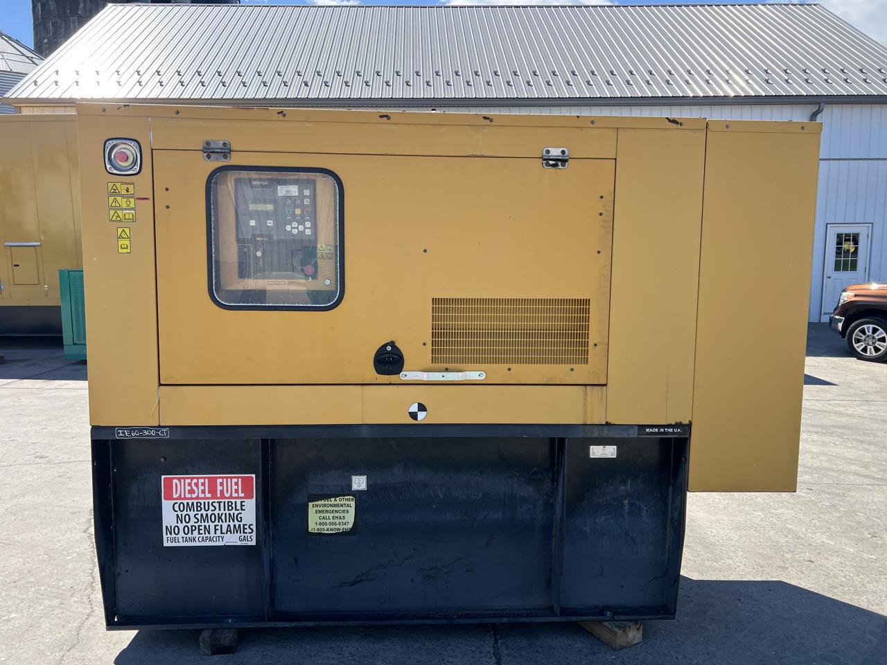 __60 kW CAT Genset, Year - 2006, with Sound Attenuated Enclosure and Base Fuel Tank C4.4 CAT Engine, 263 Hours - Image 4