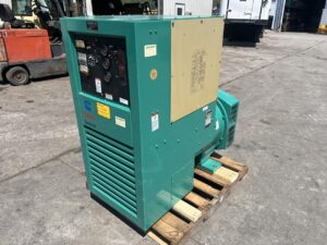Cummins/Onan Gen End, 300 kW, Year - 1991