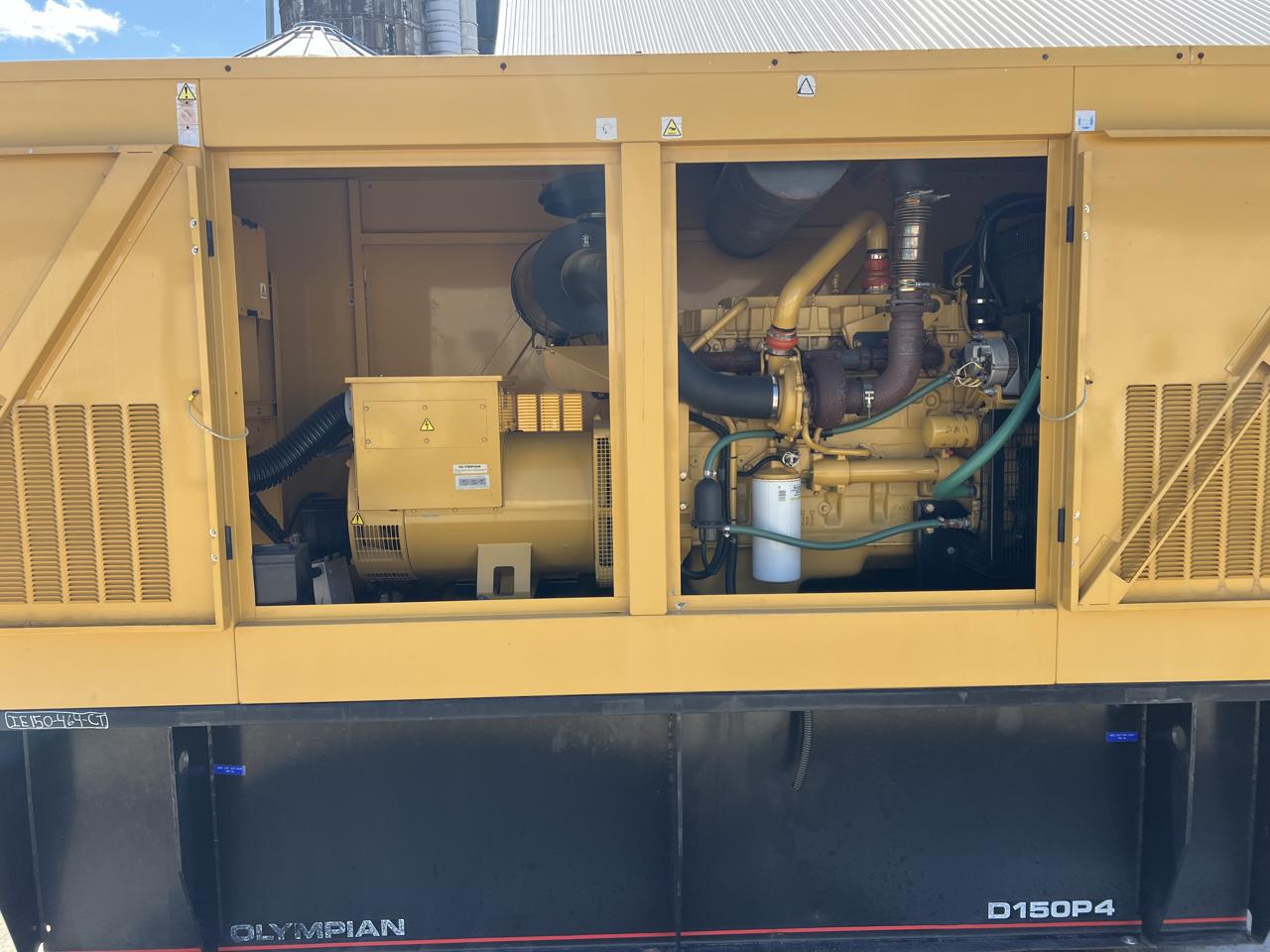 _150 kW Cat/Olympian Generator, with Enclosure and Base Fuel Tank, Perkins Engine, Year - 2001, 216 Hours - Image 13