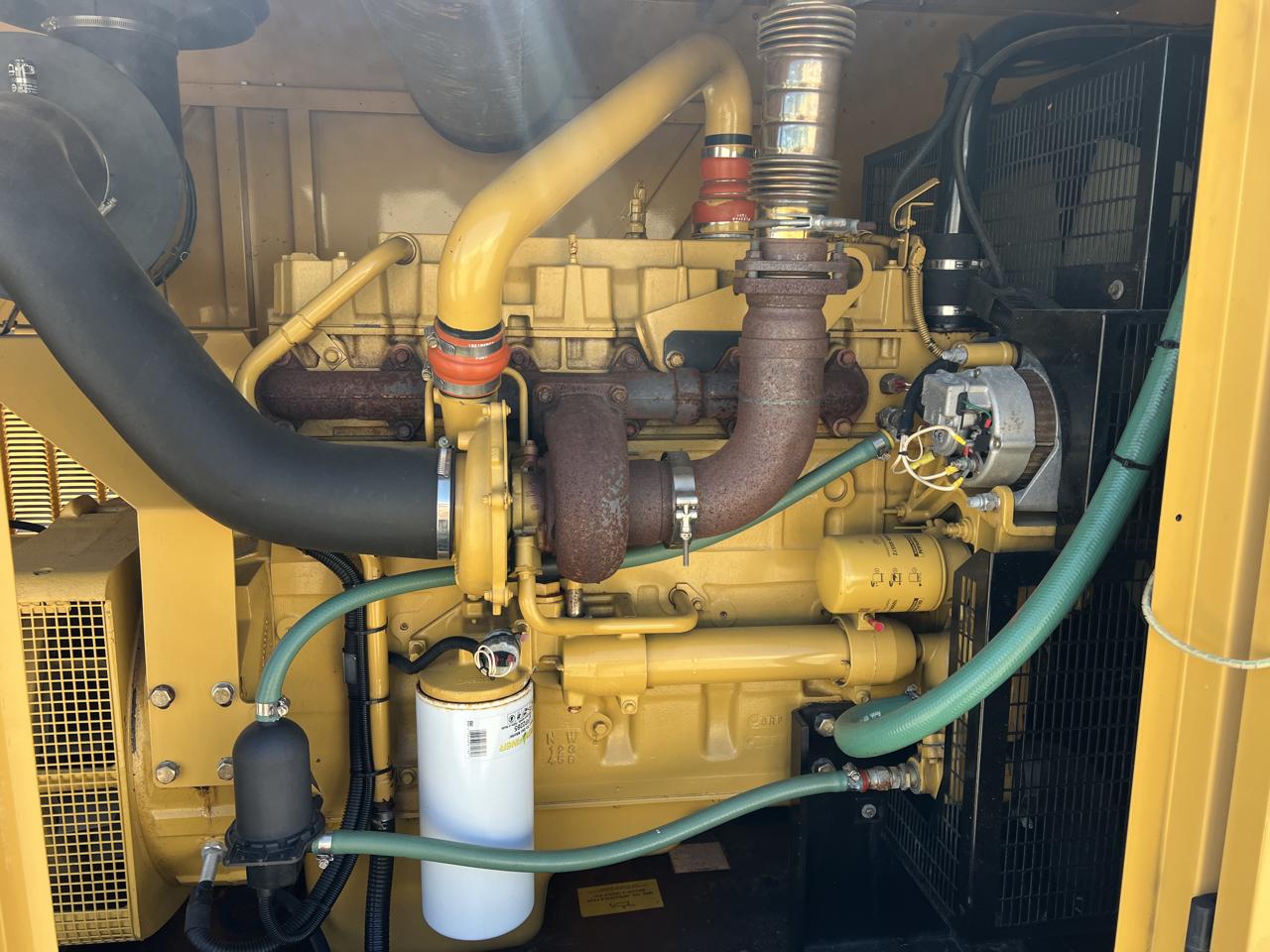 _150 kW Cat/Olympian Generator, with Enclosure and Base Fuel Tank, Perkins Engine, Year - 2001, 216 Hours - Image 14