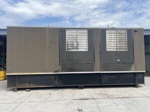 1750 kW Stby 1600kW Prime CAT 3516B GenSet with Sound Enclosure and Base Fuel Tank, Year - 1999, 4117 Hours