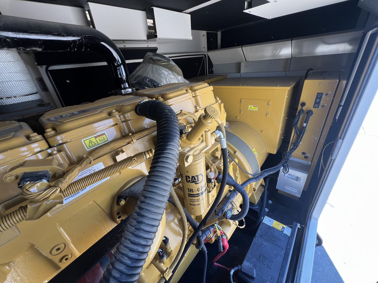 _500 kW New Cat GenSet, with Sound Attenuated Enclosure and 1200 Gal. Base Fuel Tank, Year - 2023, 2 Year Factory Warranty - Image 10