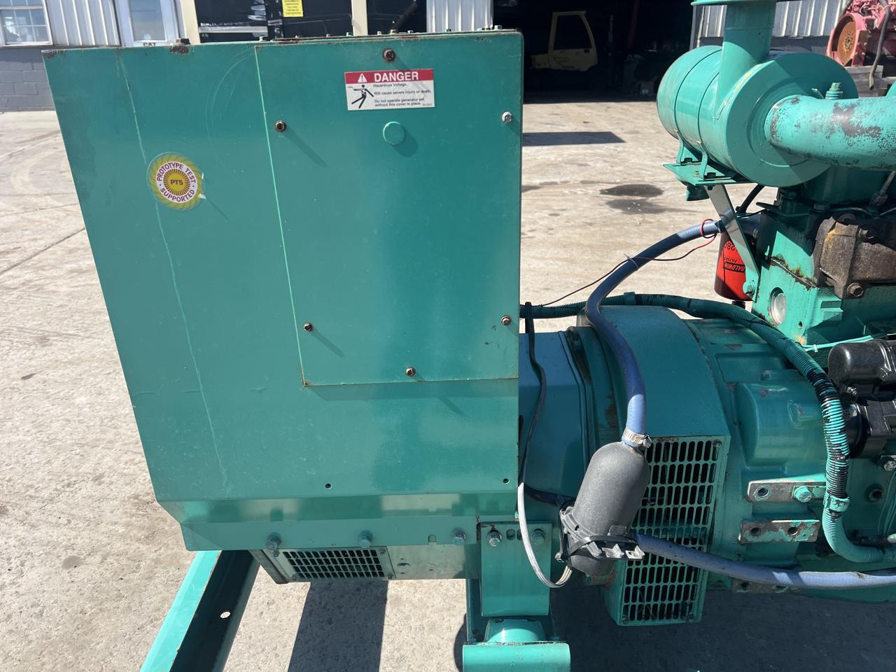 __60 kW Cummins/Onan Genset, 4BT3.9 Liter Cummins Engine, Open Skid, Year - 1993, 5093 Hours - Image 12