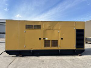 _600 kW Caterpillar 3412 GenSet, with Sound Attenuated Enclosure, Year - 2001, 256 Hours