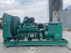 750 kW Cummins/Onan GenSet, KTA38 Liter Engine, Year - 1995, 1315 Hours