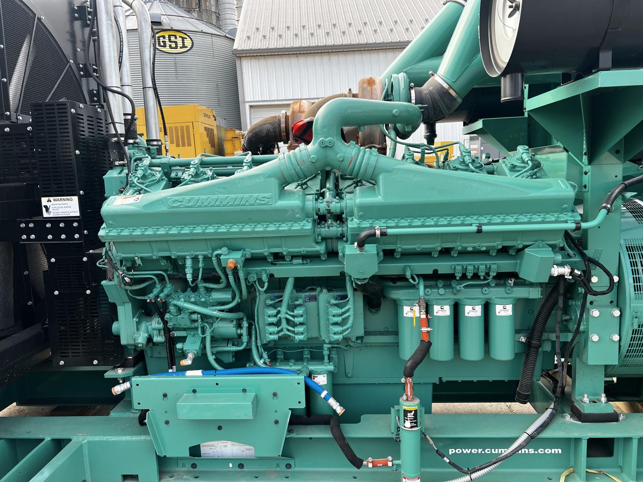 1500 kW Cummins/Onan Generator, New Surplus, QSK50 Liter Cummins Engine, Year - 2022, 5 Hours, US EPA Tier 4 Including DPF Muffler and Def Tank and Controller - Image 7