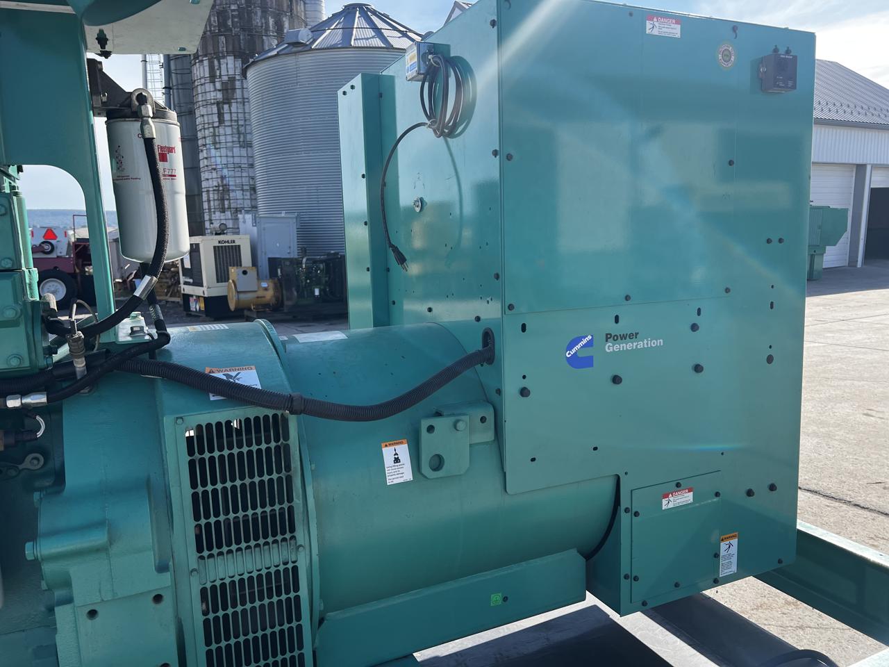 _400 kW Cummins Gen Set, with Remote Electric Radiator, KTA19 600 HP Engine, Year - 2006, 579 Hours - Image 13