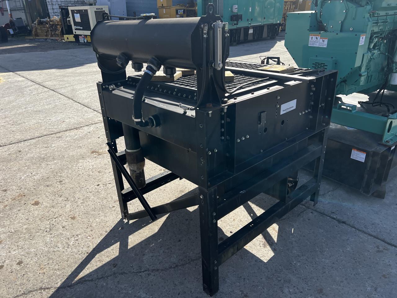 _400 kW Cummins Gen Set, with Remote Electric Radiator, KTA19 600 HP Engine, Year - 2006, 579 Hours - Image 18