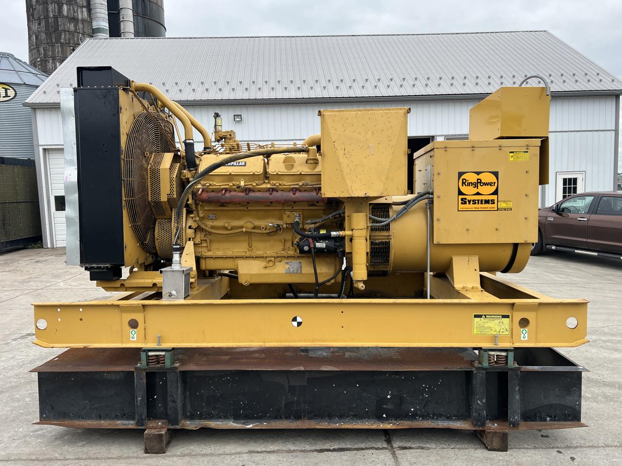 _500 kW 3412 CAT GenSet, Open Skid, 920 Hours, with Base Fuel Tank - Image 5