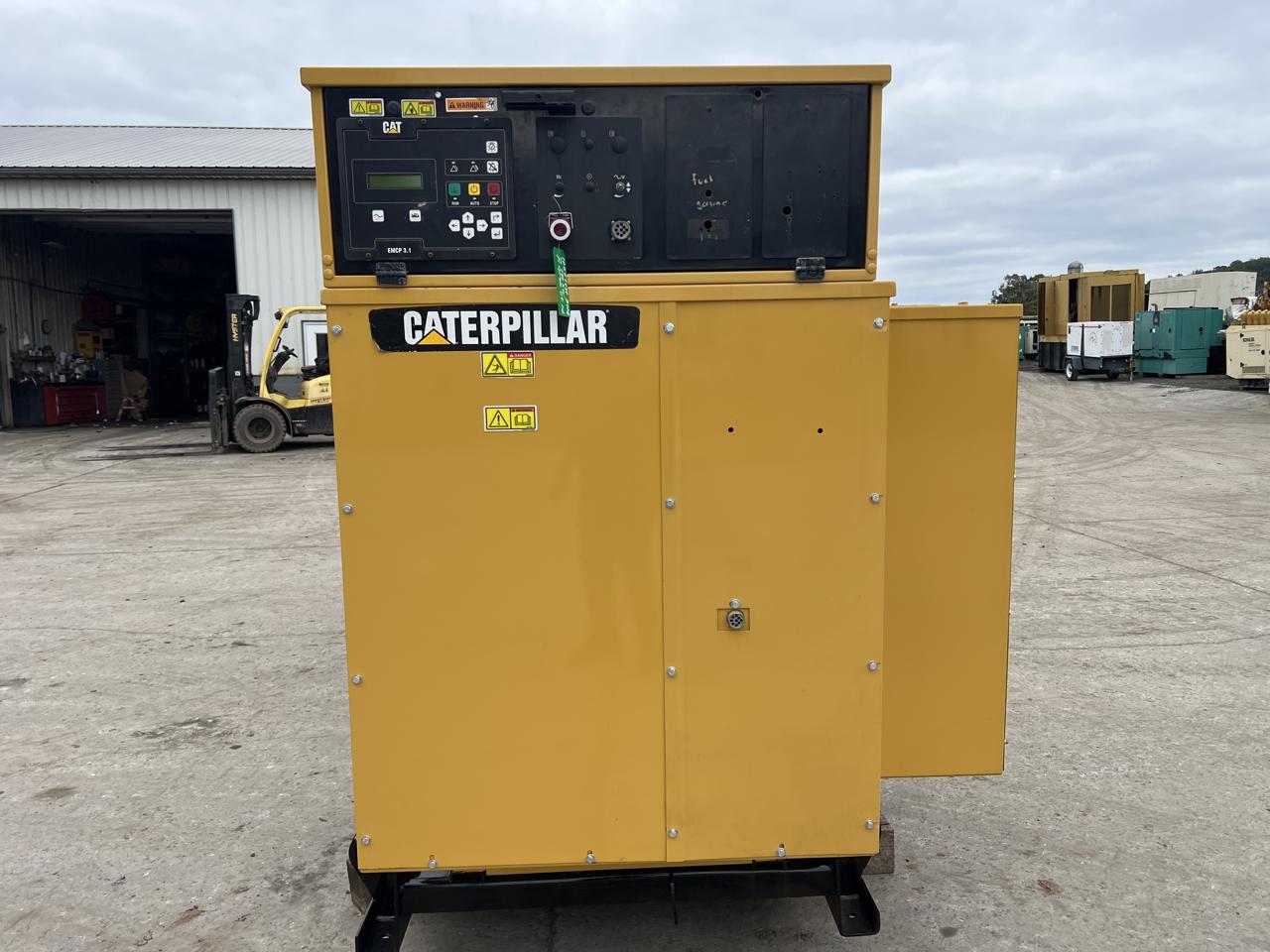 _800 kW C27 CAT Gen Set, Open Skid, Year - 2008, US EPA Tier 2 Pre Emission Engine - Image 7
