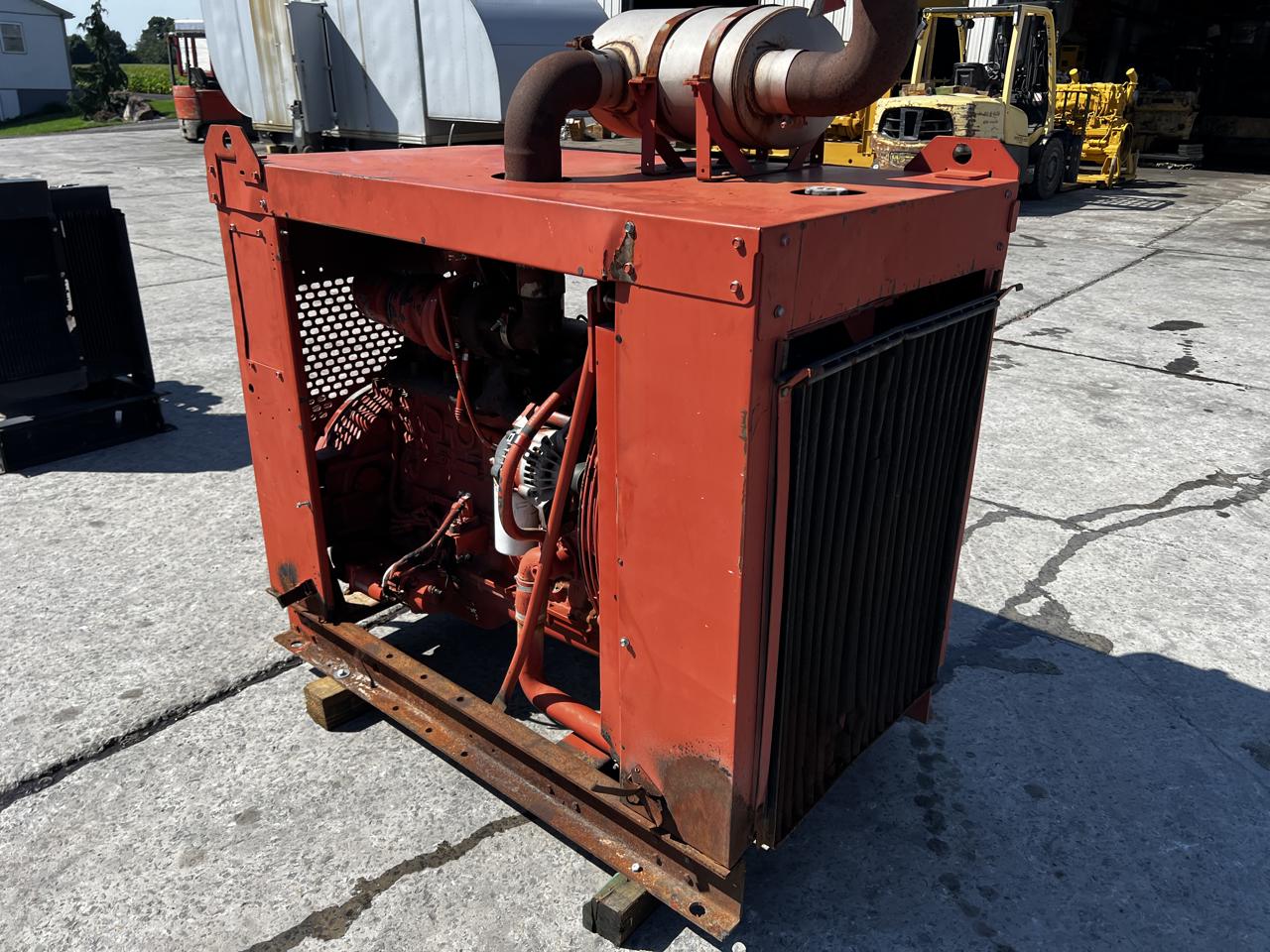 QSB6.7 Cummins Power Unit with Enclosure and PTO Drive, Year - 2010, US EPA Tier 3 Pre Emission Engine - Image 9