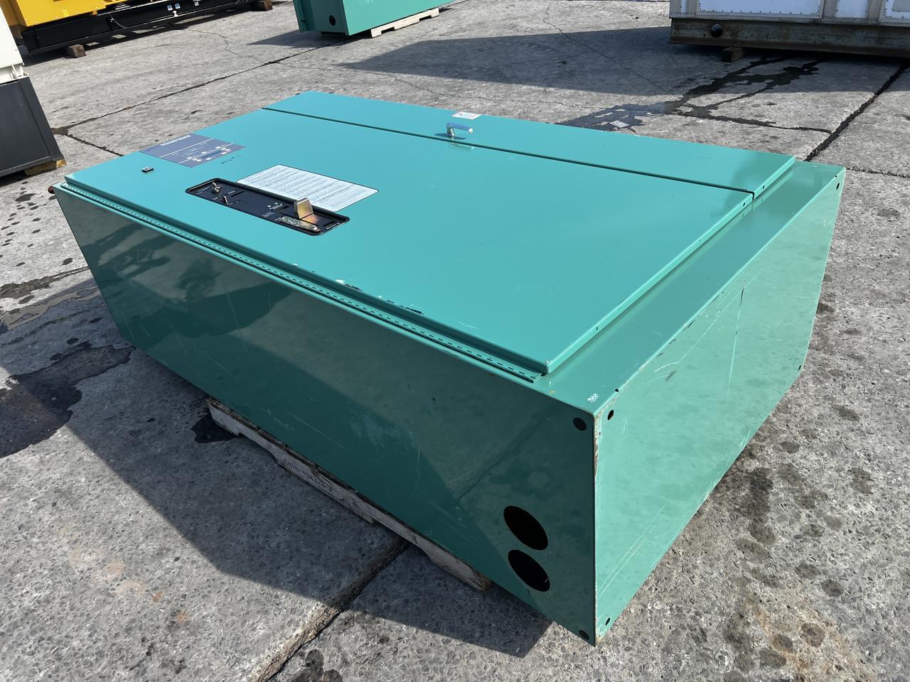 800 Amp Cummins/Onan Automatic Transfer Switch with Isolation By Pass. Nema 1 Enclosure - Image 4